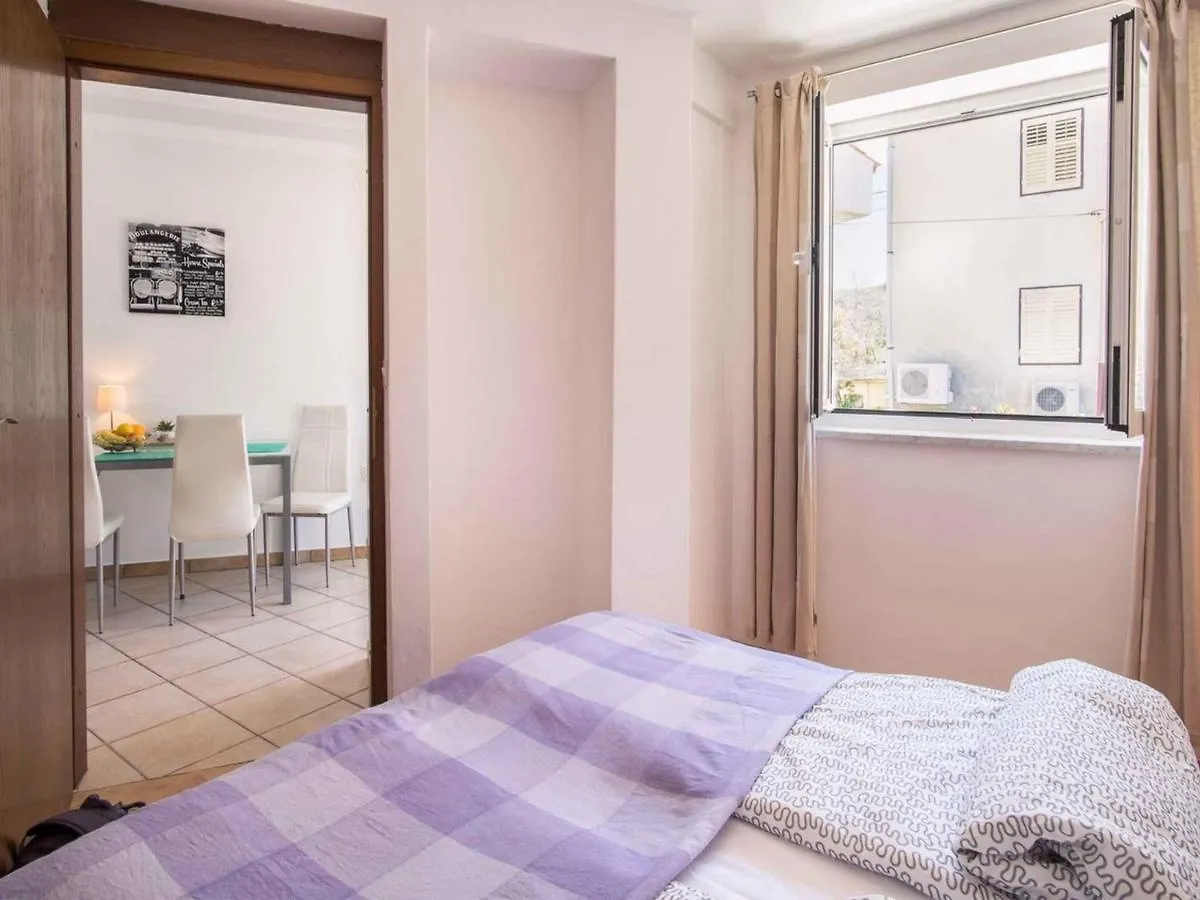 Apartments In Vrbnik/Insel Krk 13611 Croatia